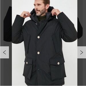 Woolrich Arctic Parka in Ramar Cloth Size Medium